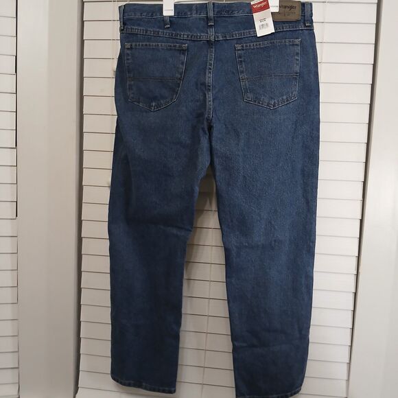 Wrangler Men's Straight-Leg Regular Fit Cotton Jeans 40x30 New - Picture 4 of 8